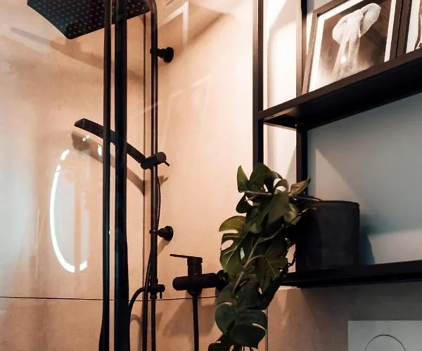 아파트 At Smilla - Boutique Mit Kueche - Parken - Klima - Netflix - Waschmaschine